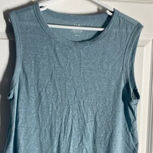 Gap tank top